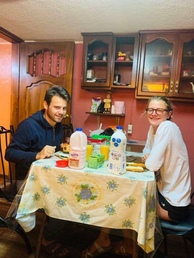 Hostal Rosita Latacunga Ngoại thất bức ảnh
